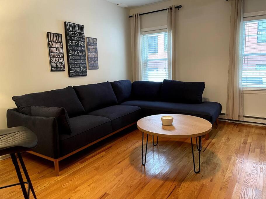 Lovely Two Bedroom Condo In South Boston Exterior foto